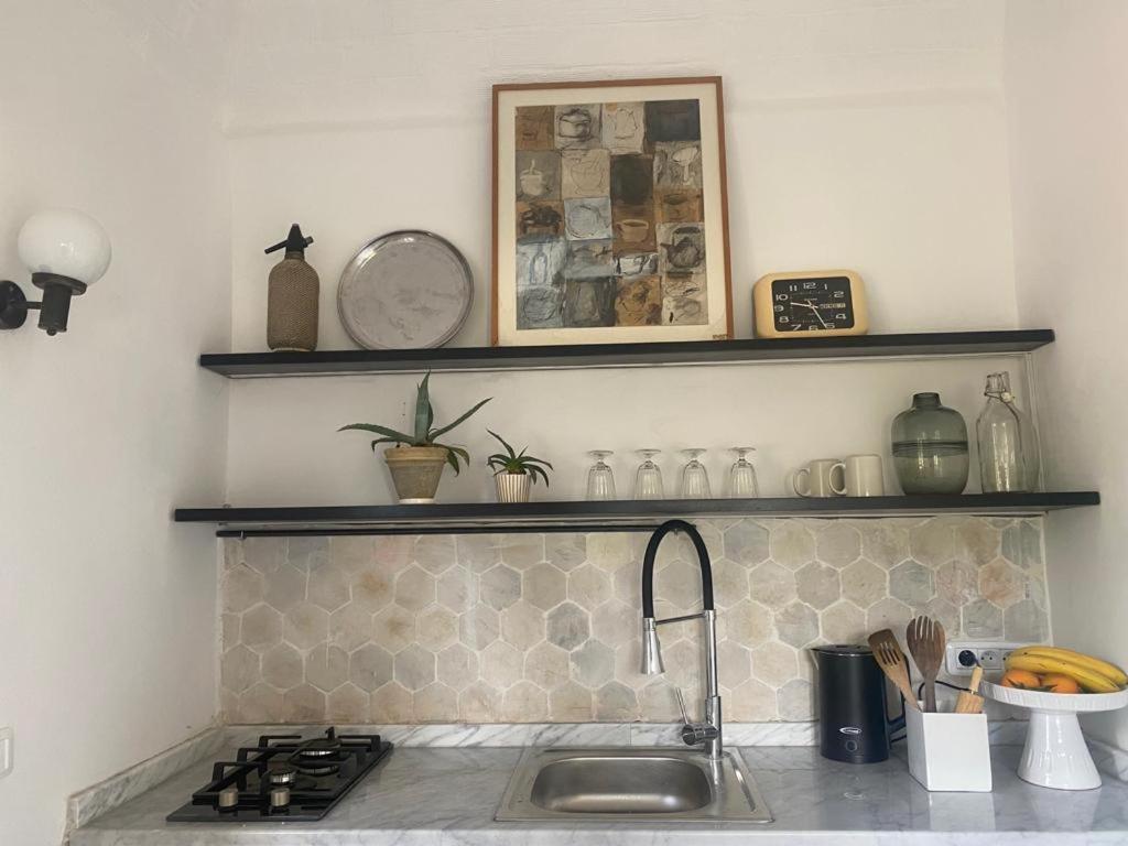 לינה וארוחת בוקר Lella Zohra, Studio Avec Piscine A סידי בו סעיד מראה חיצוני תמונה